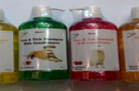 Remu Flea n Tick Shampoo with Conditioner!