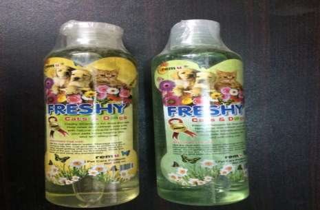 REMU FRESHY DOG & CAT SHAMPOO 300ML!